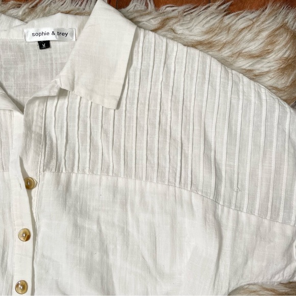 Sophie & Trey button front belted short jumpsuit/romper - Picture 9 of 10